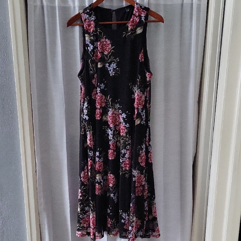 Torrid Black Floral Midi Dress